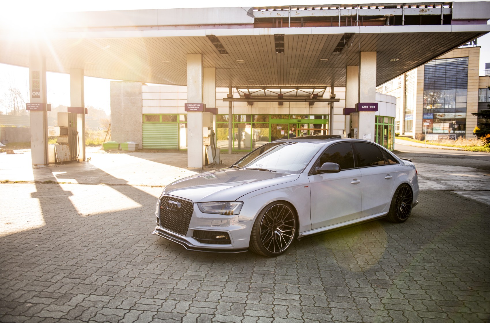 Audi A4 / S4 / RS4