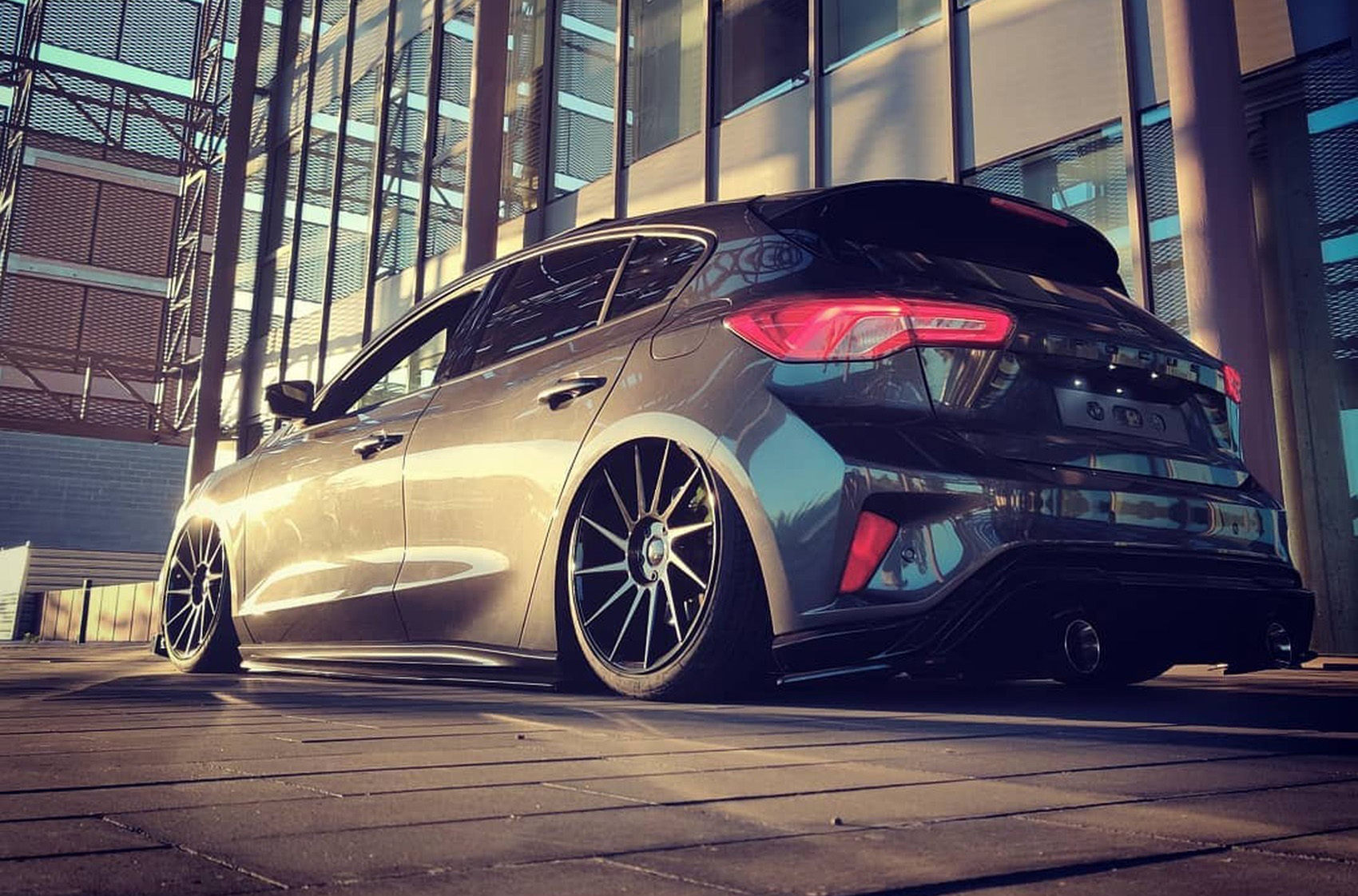 japan-racing-jr22-583-01