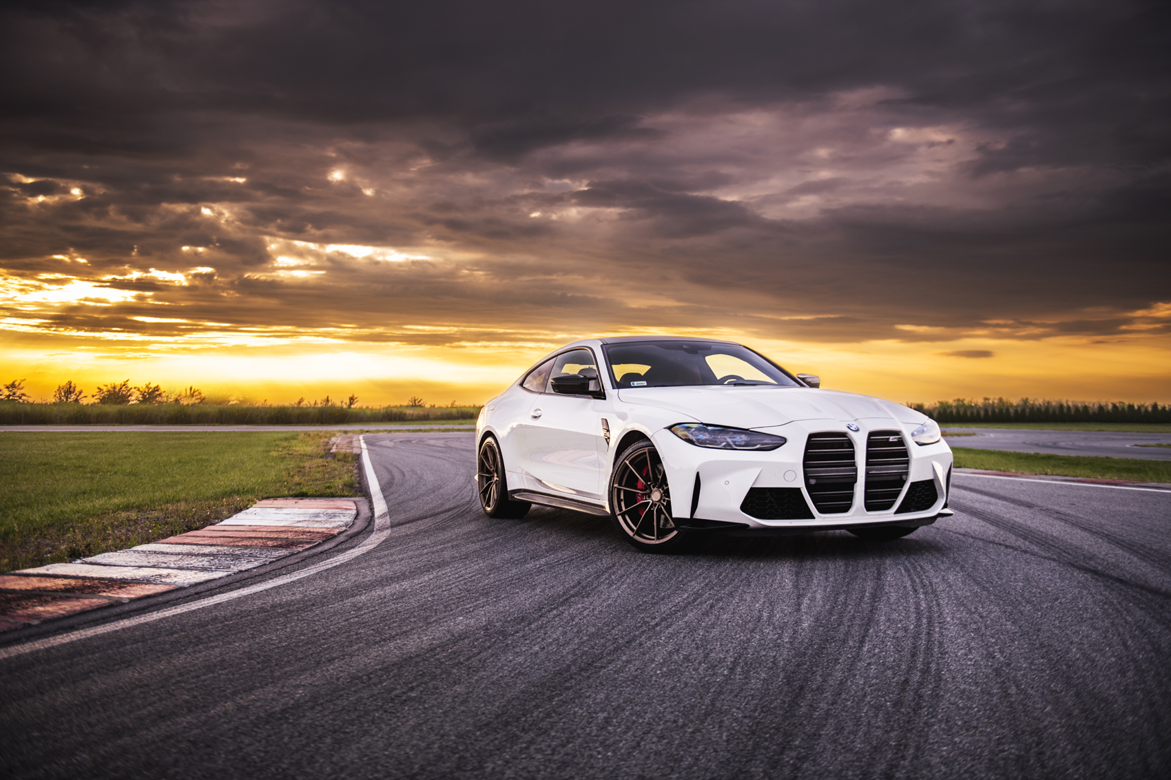 japan-racing-sl02-1418-01