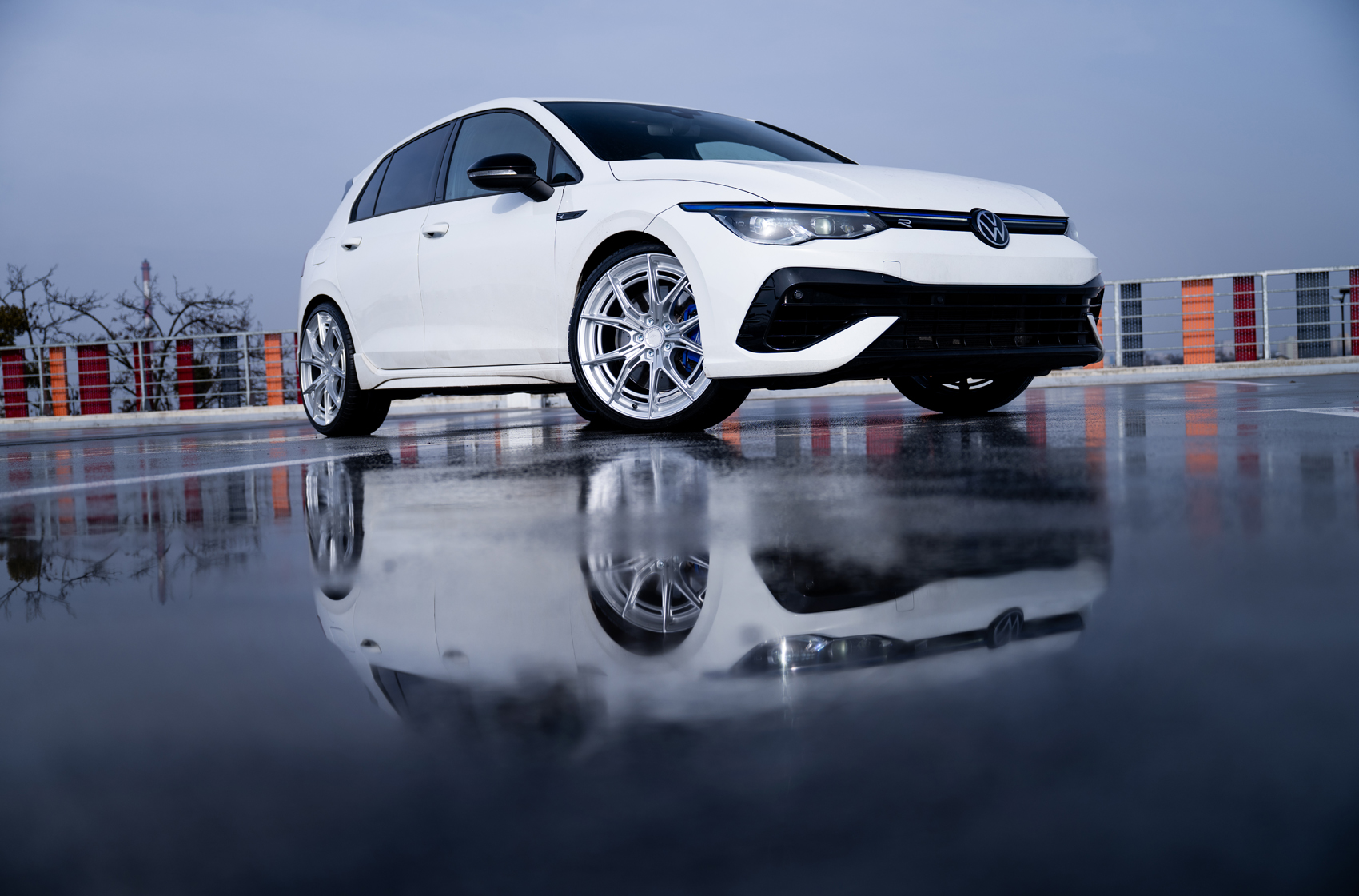 japan-racing-jr50-2641-01