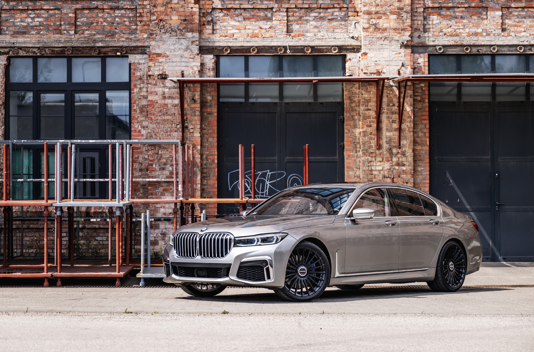 vesser-vsr5-bmw-7-series-240-01