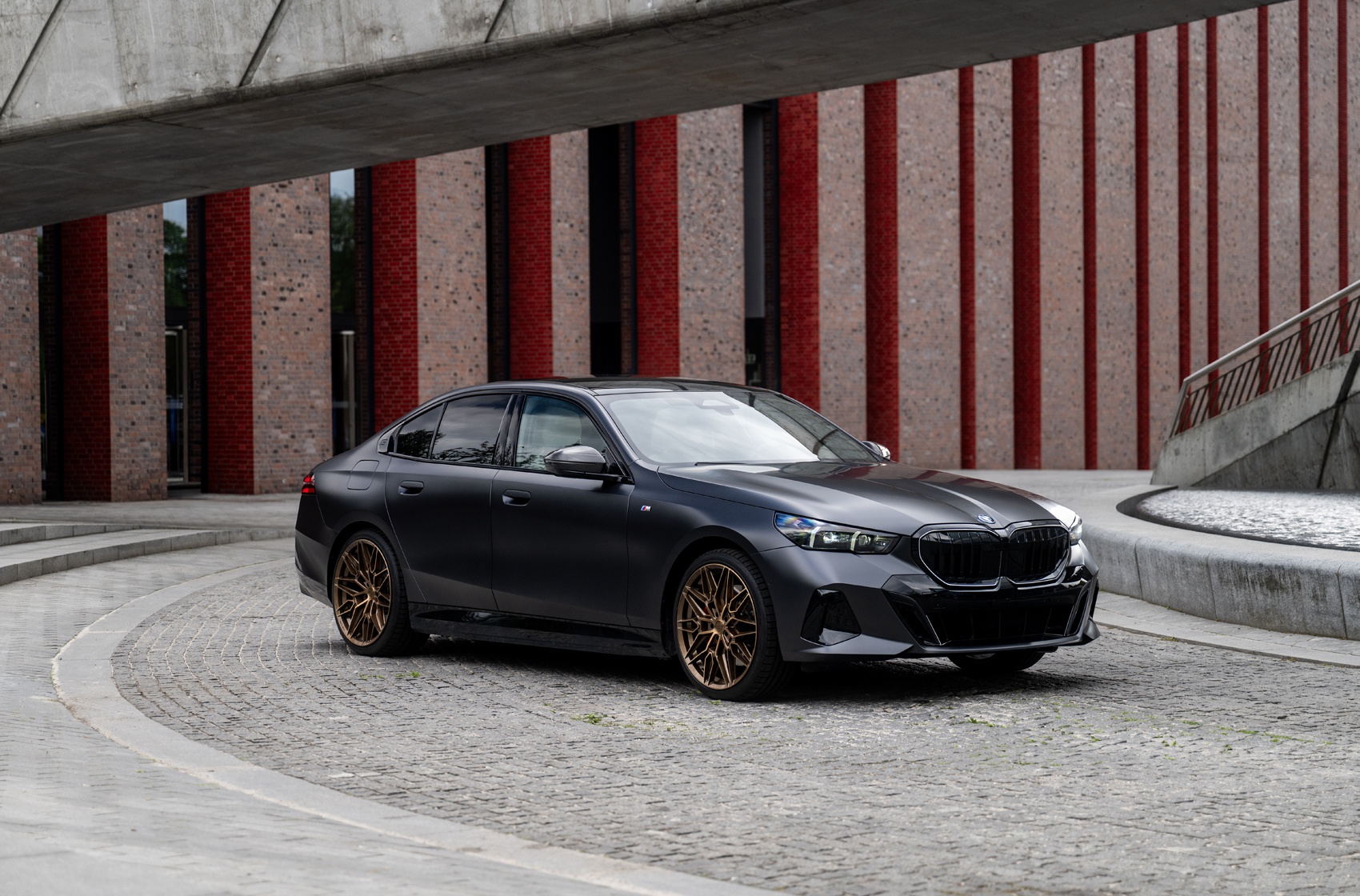 BMW 550e
