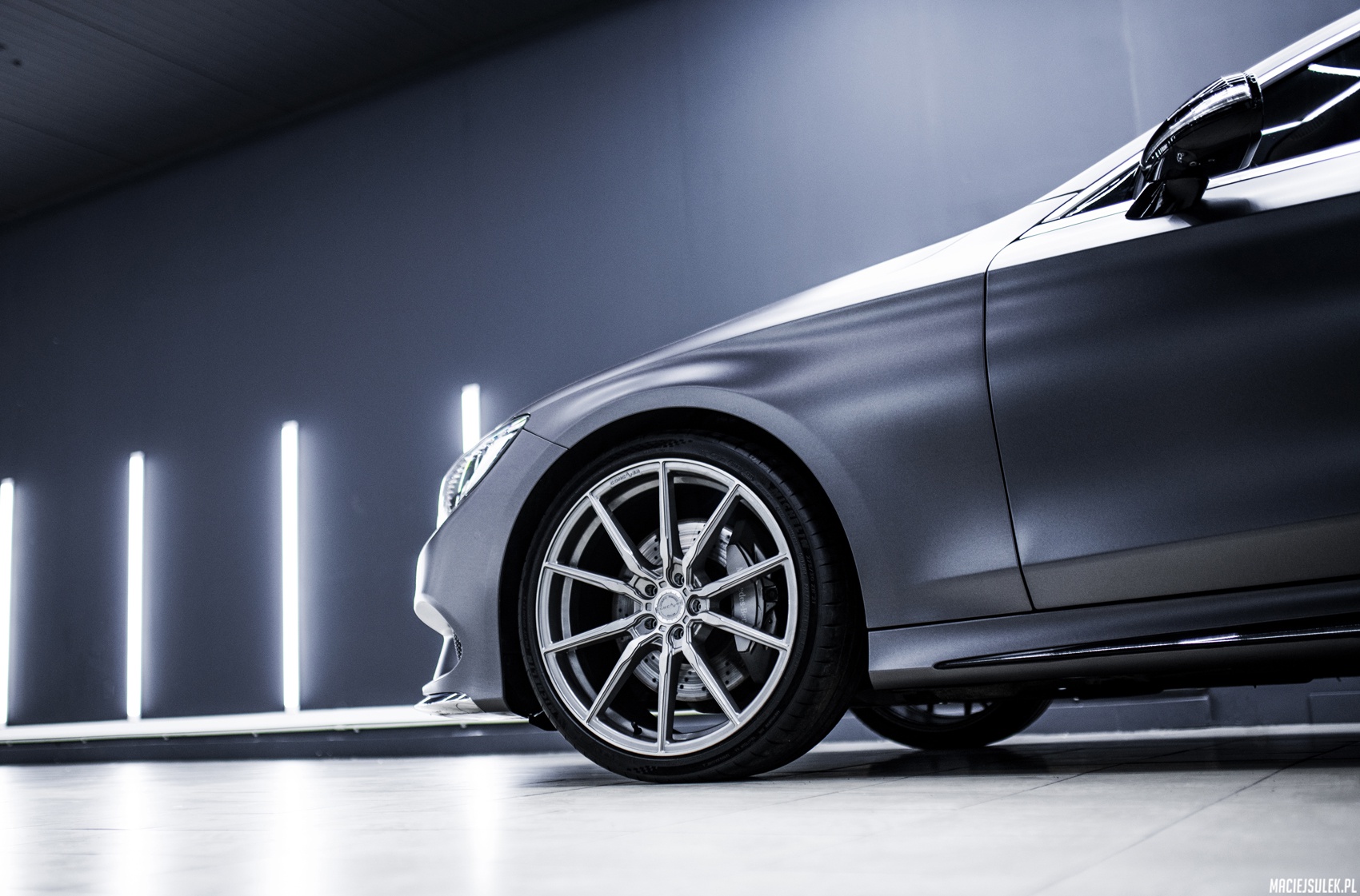 Mercedes-Benz S Class / S63