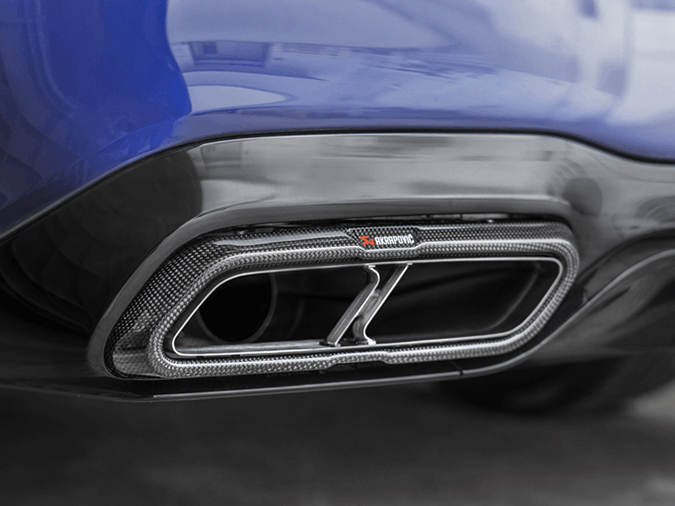 Akrapovic Endrohre 2