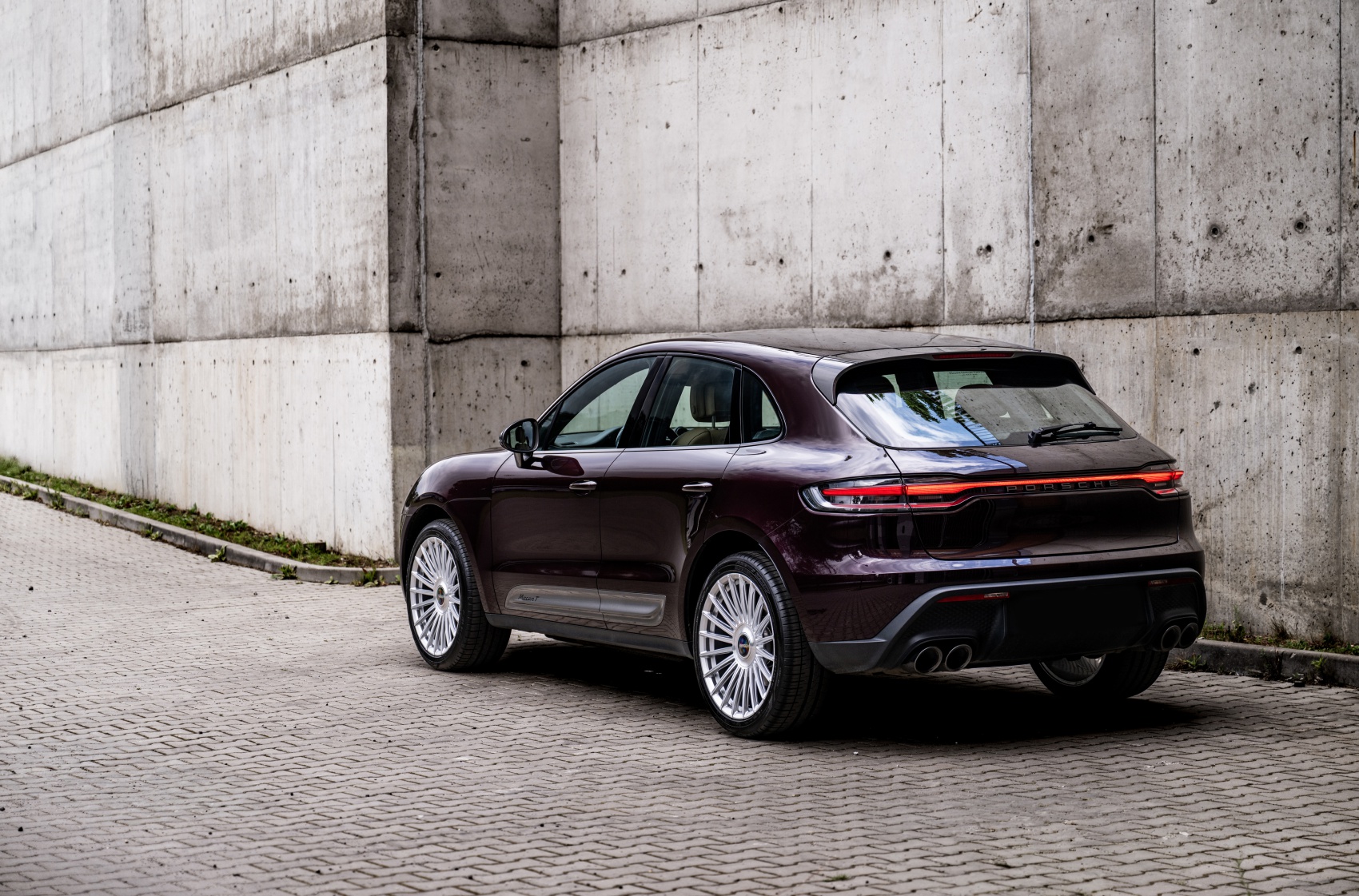 Porsche Macan T