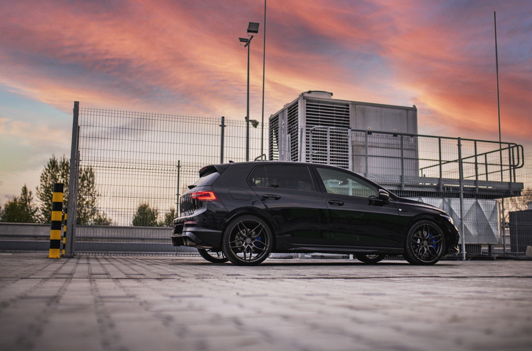 Volkswagen Golf / R / GTI