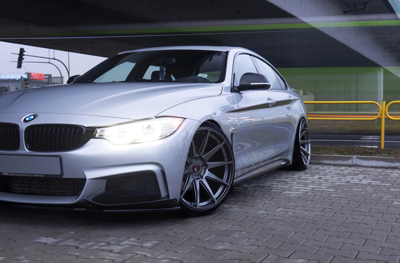 BMW 4 Series / M4
