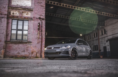 VW Golf mk7 GTI TCR