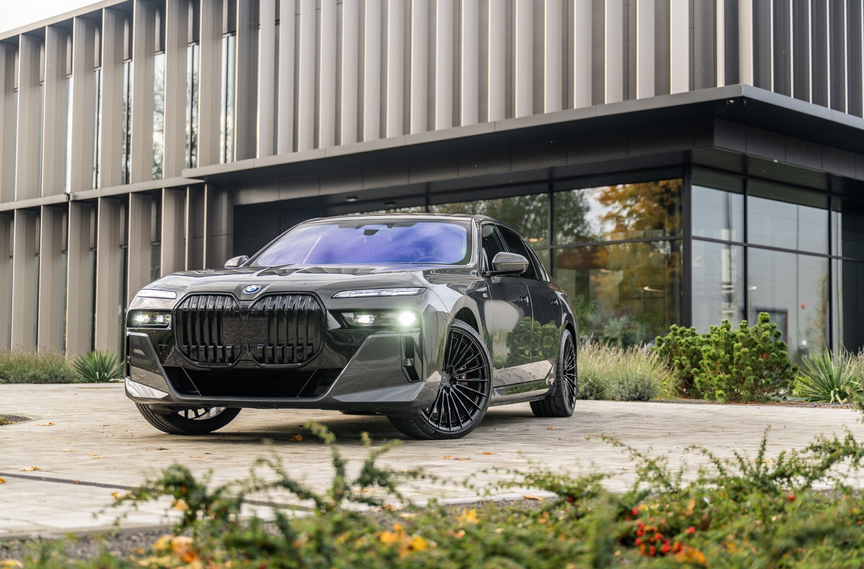 BMW i7