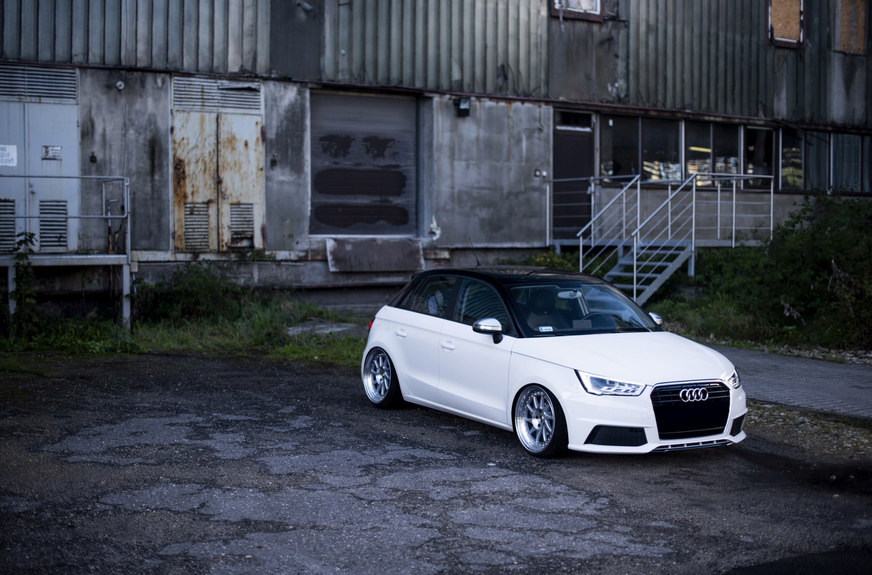 japan-racing-jr26-846-01