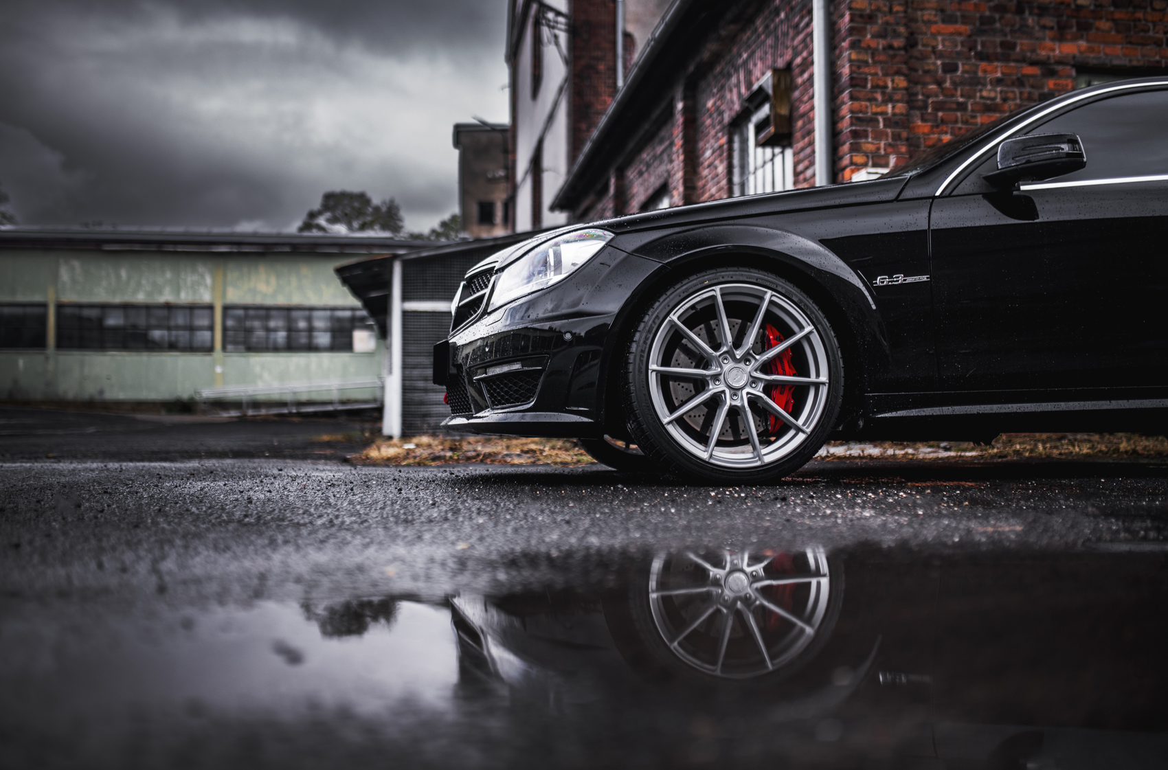 Mercedes C63 AMG