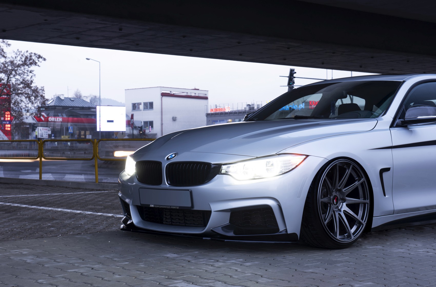 BMW 4 Series / M4