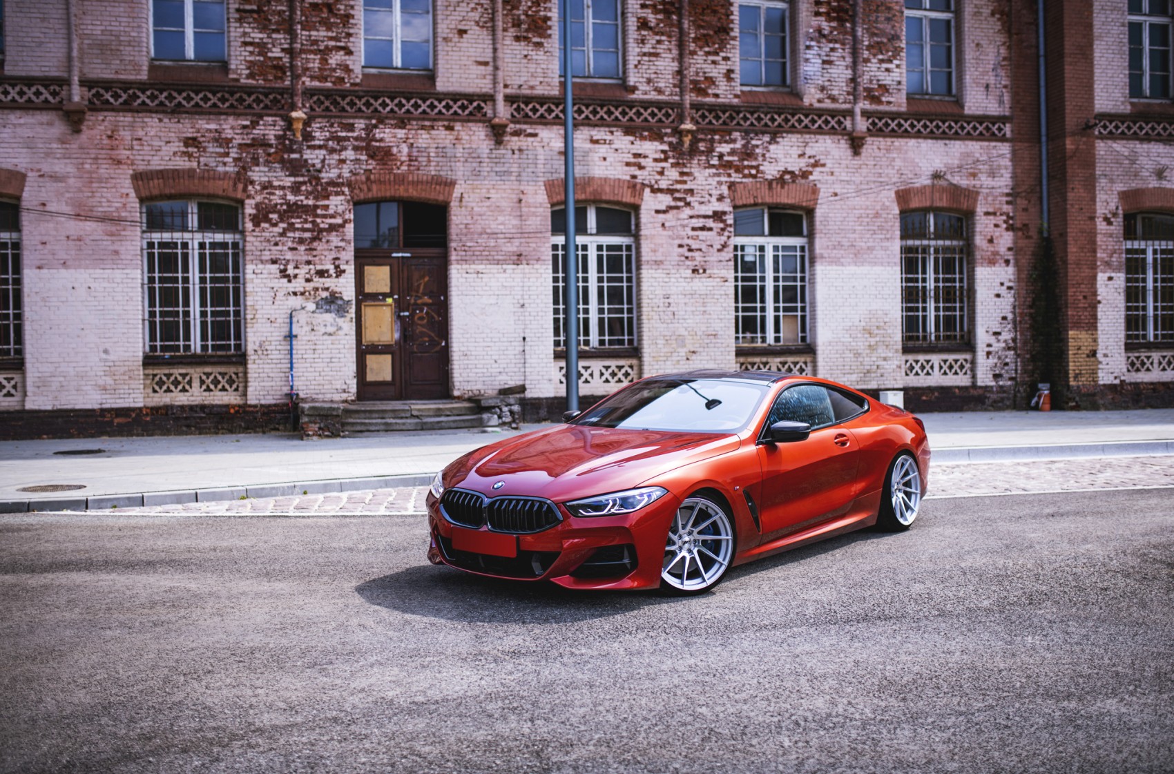 BMW 8 Series / M8