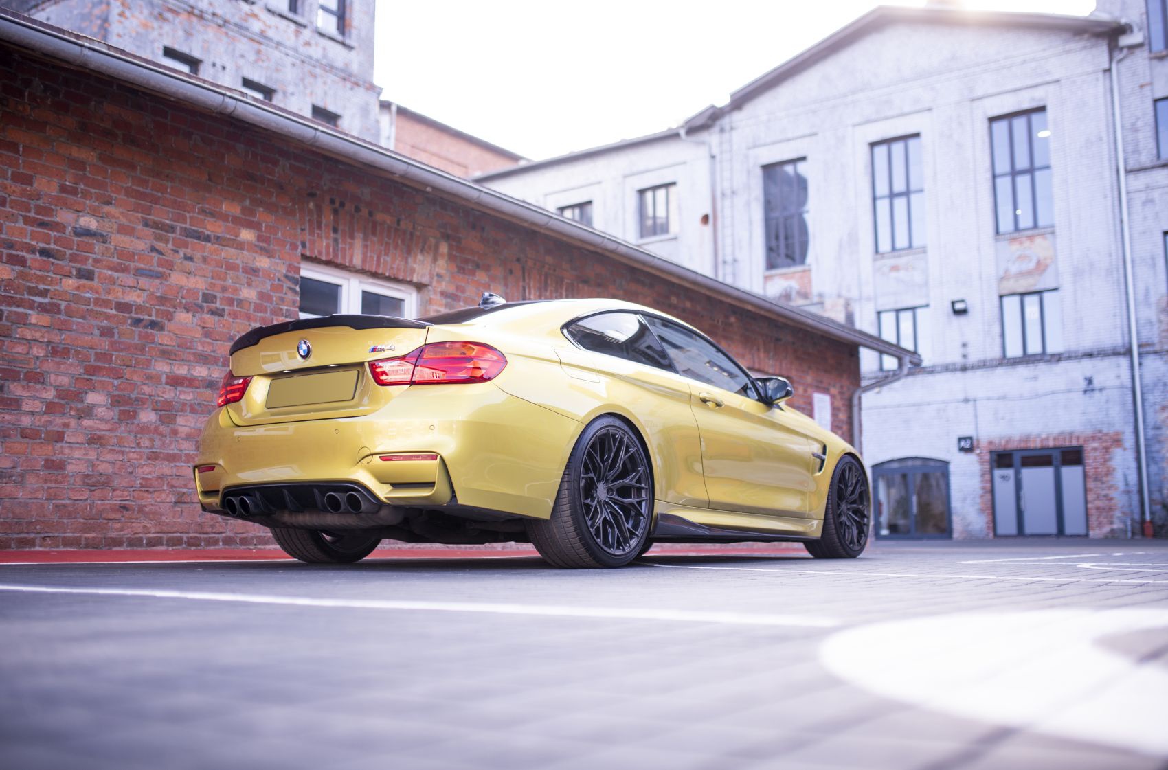 BMW 4 Series / M4