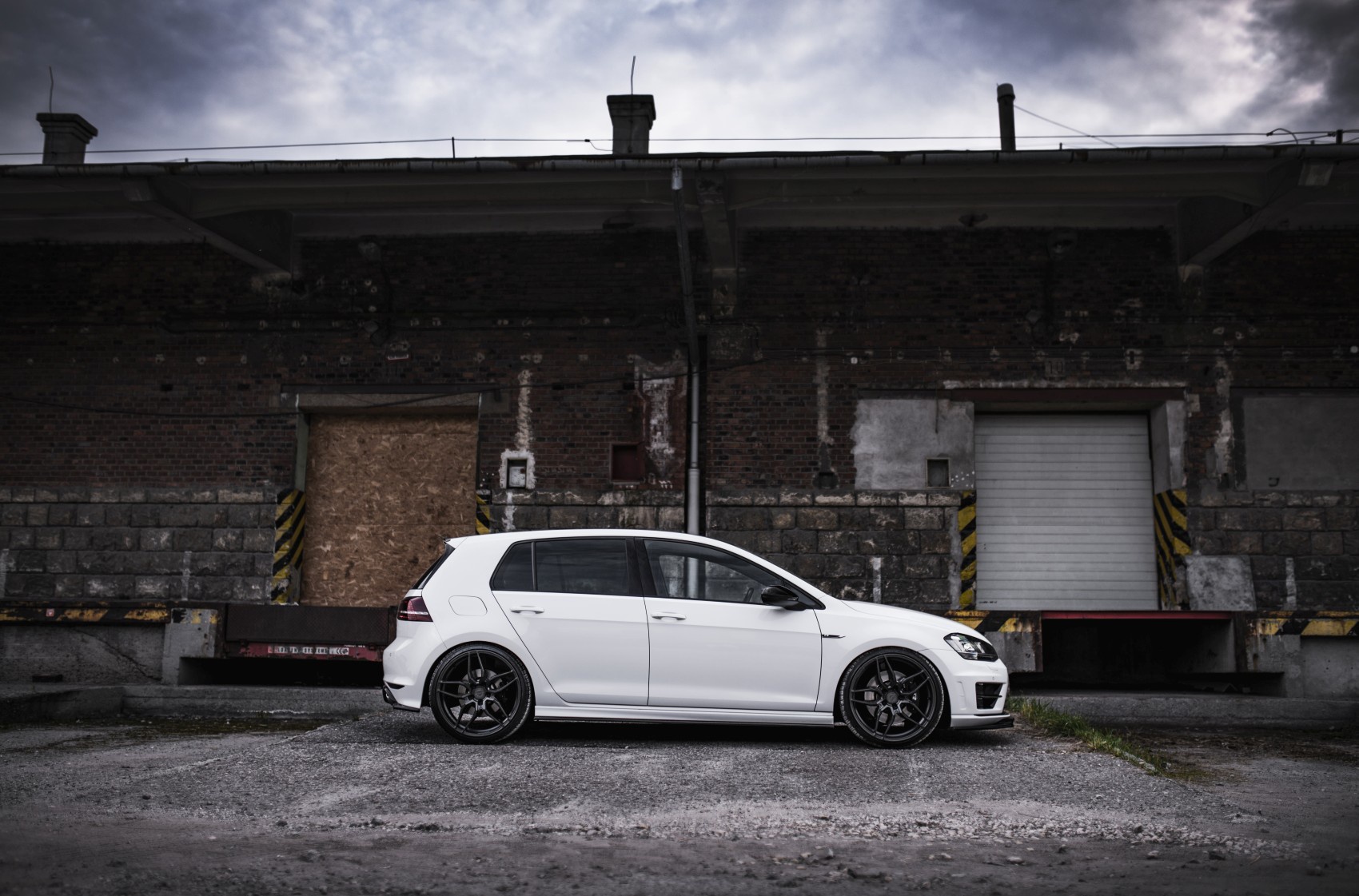 Volkswagen Golf / R / GTI