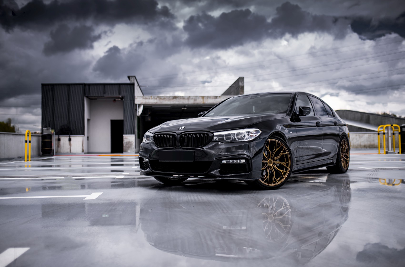 BMW 5 Series / M5