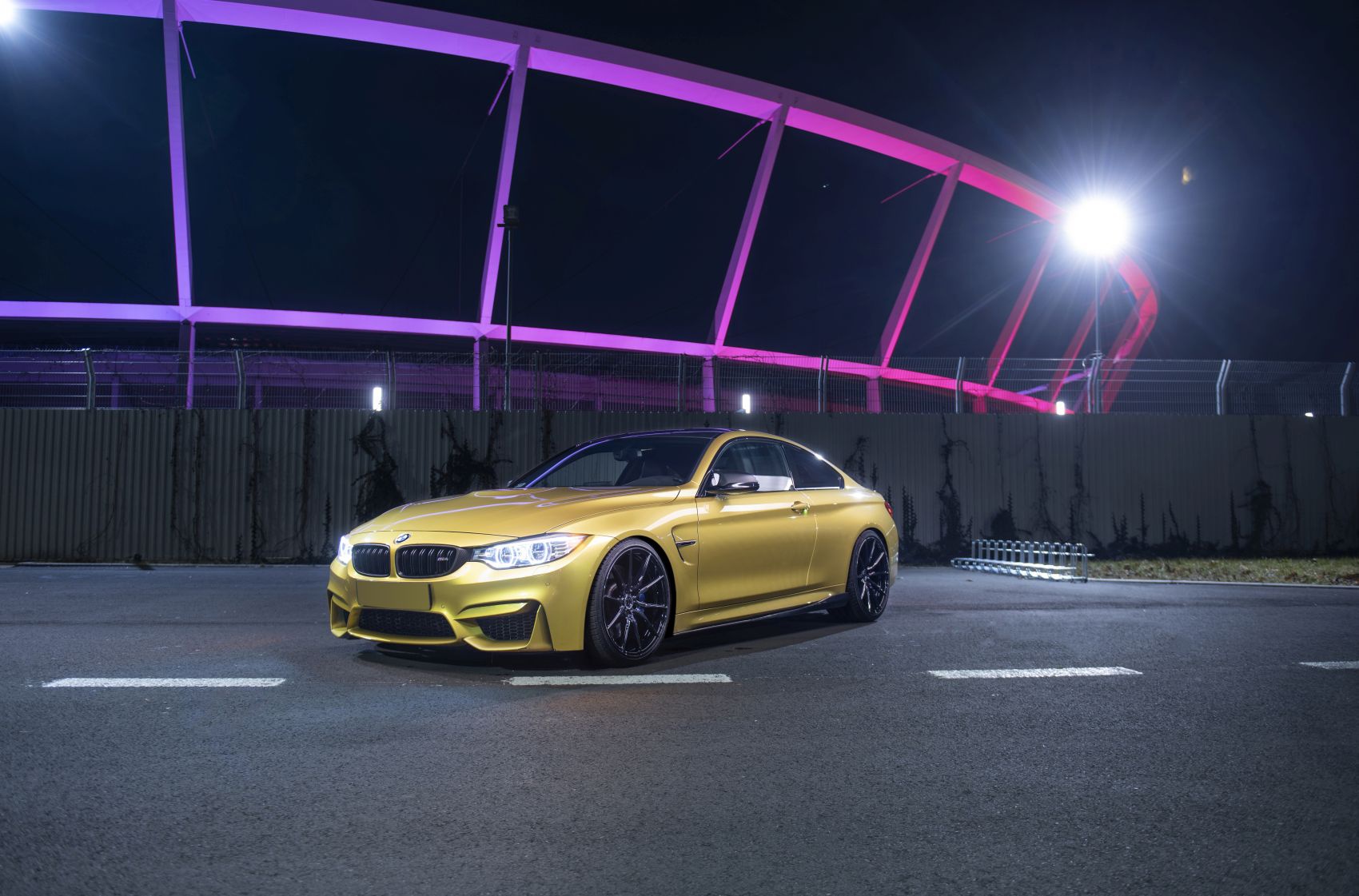 BMW 4 Series / M4