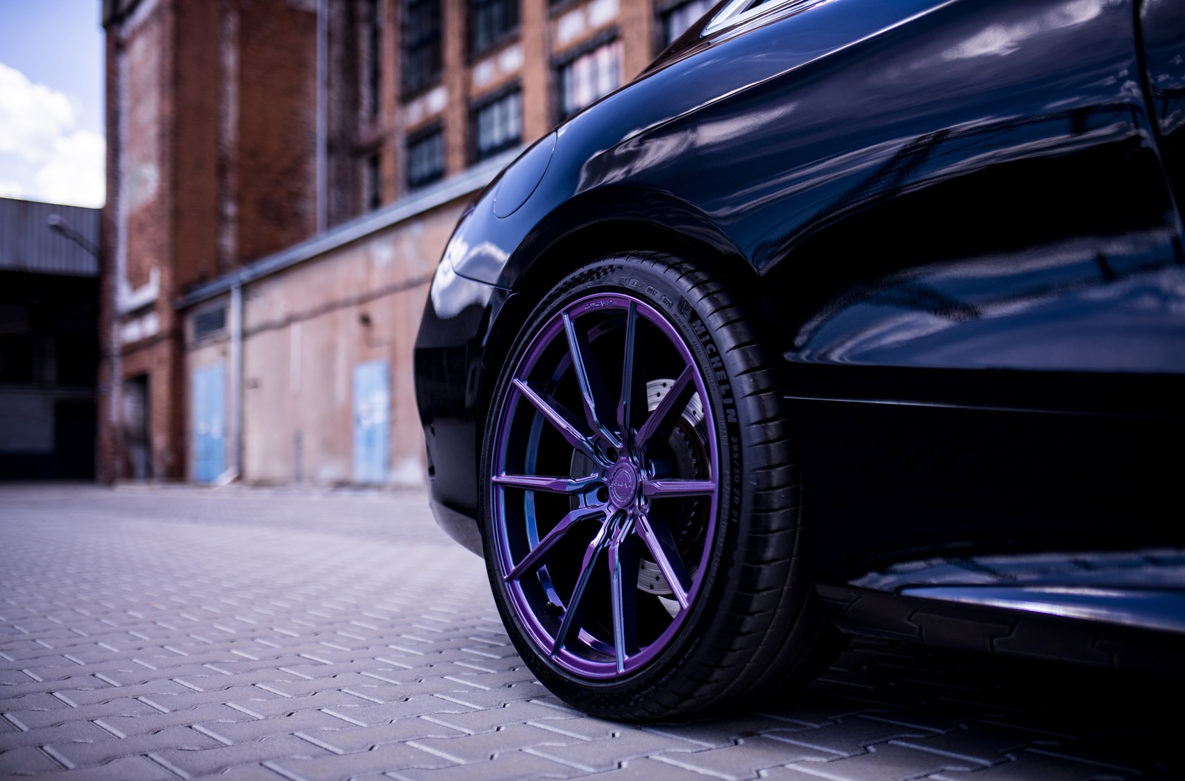 Mercedes-Benz S Class / S63