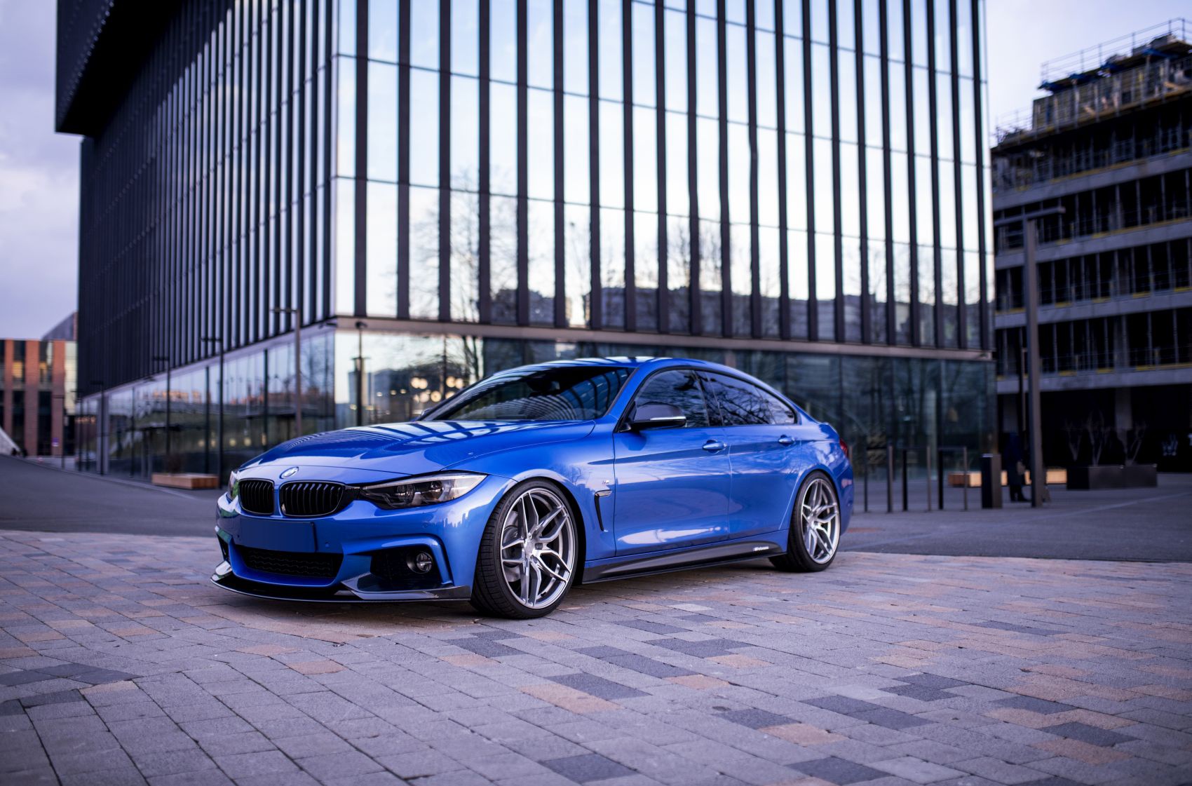 BMW 4 Series / M4