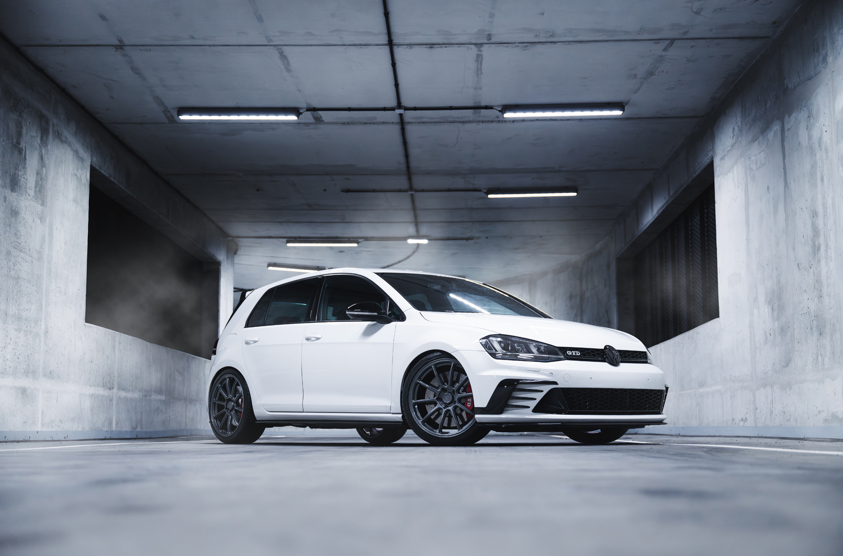 japan-racing-sl04-2152-01