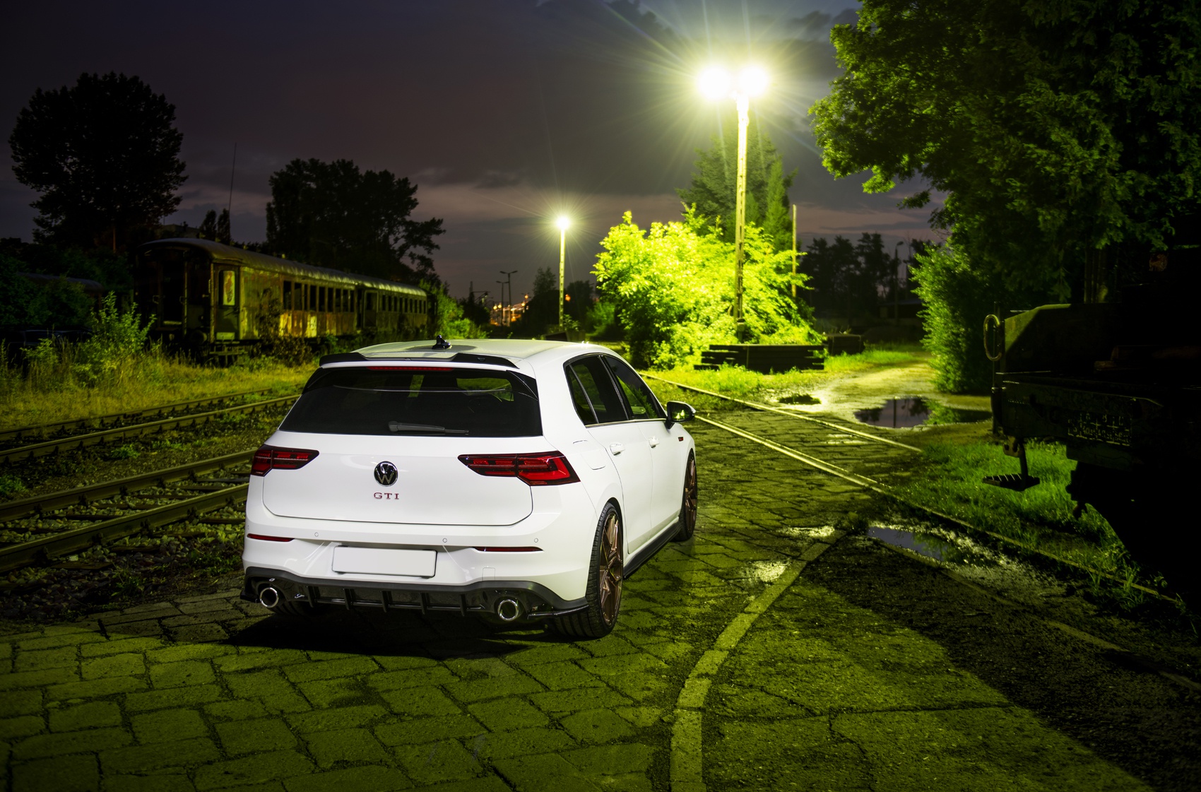 Volkswagen Golf / R / GTI