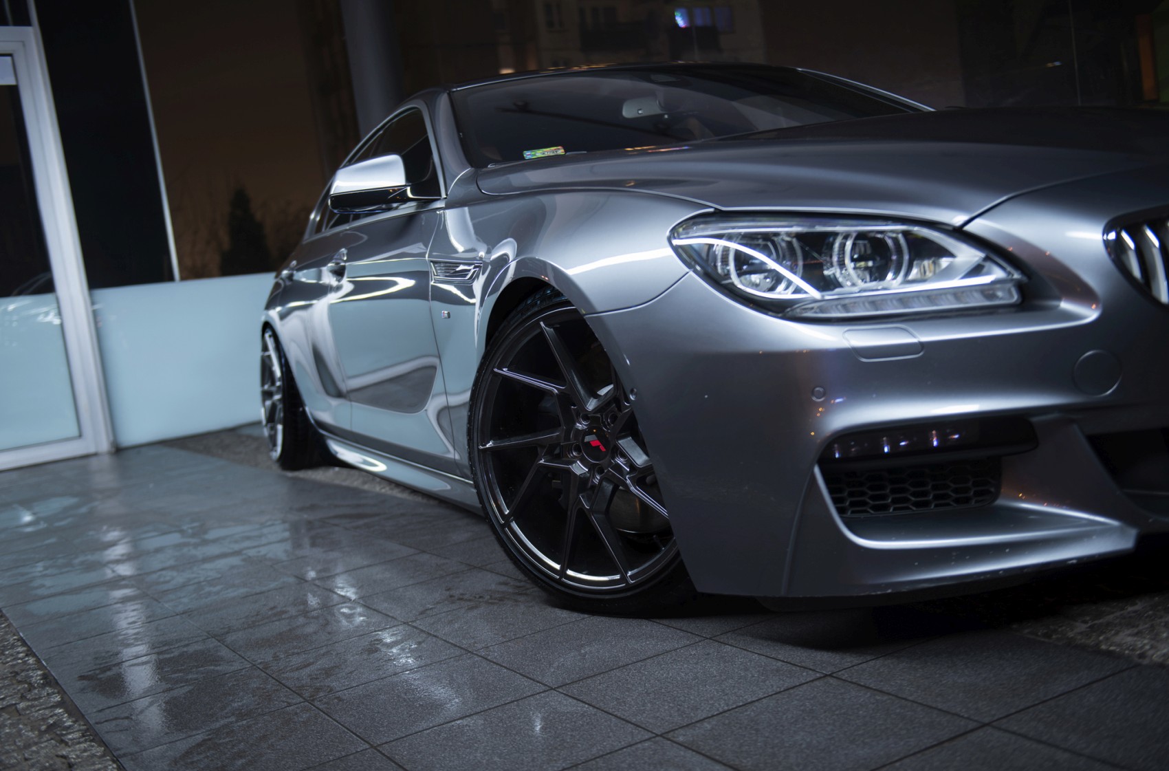 BMW 6 Series / M6