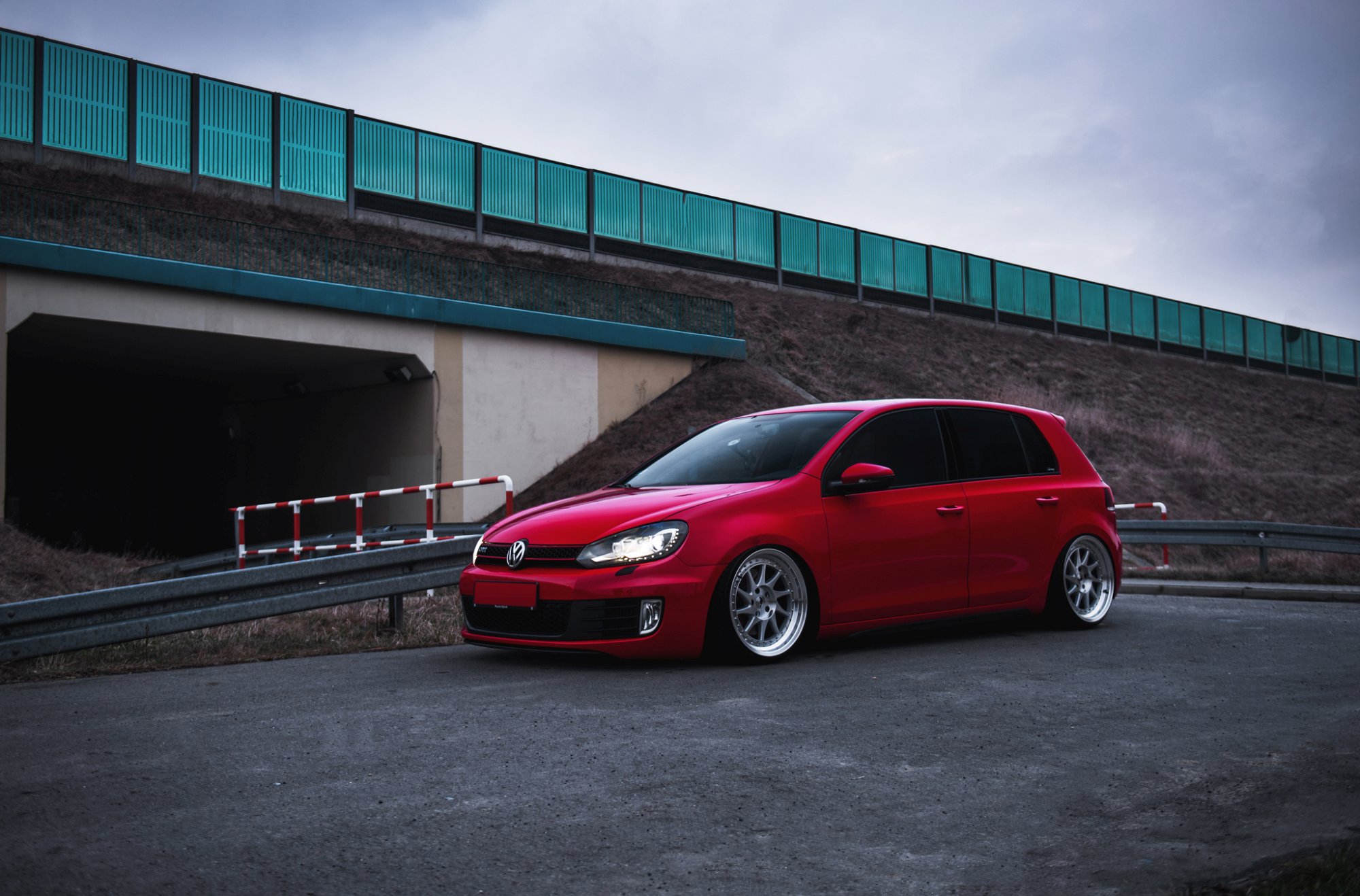 Volkswagen Golf / R / GTI