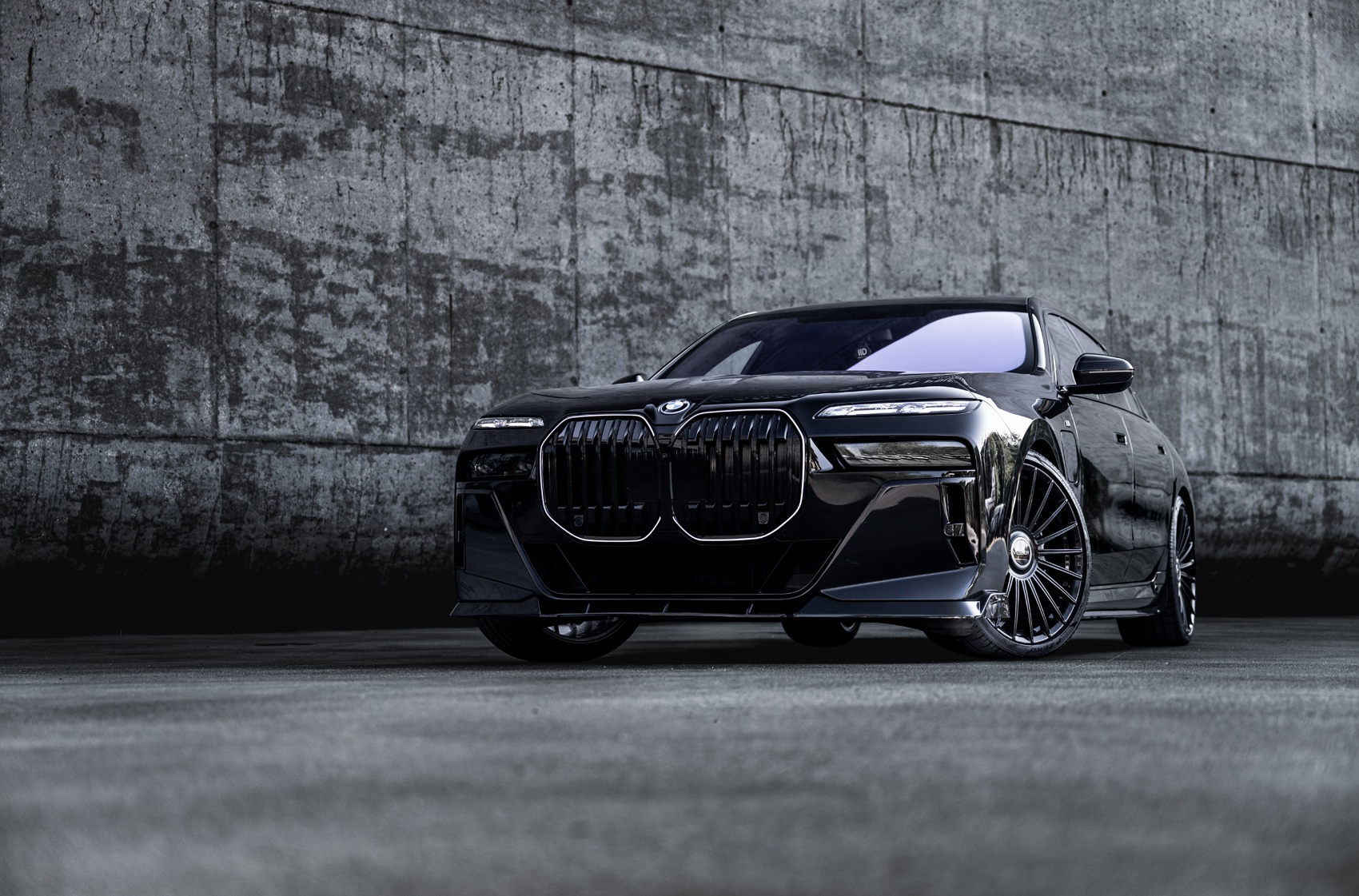 vesser-vsr5-bmw-7-series-207-01