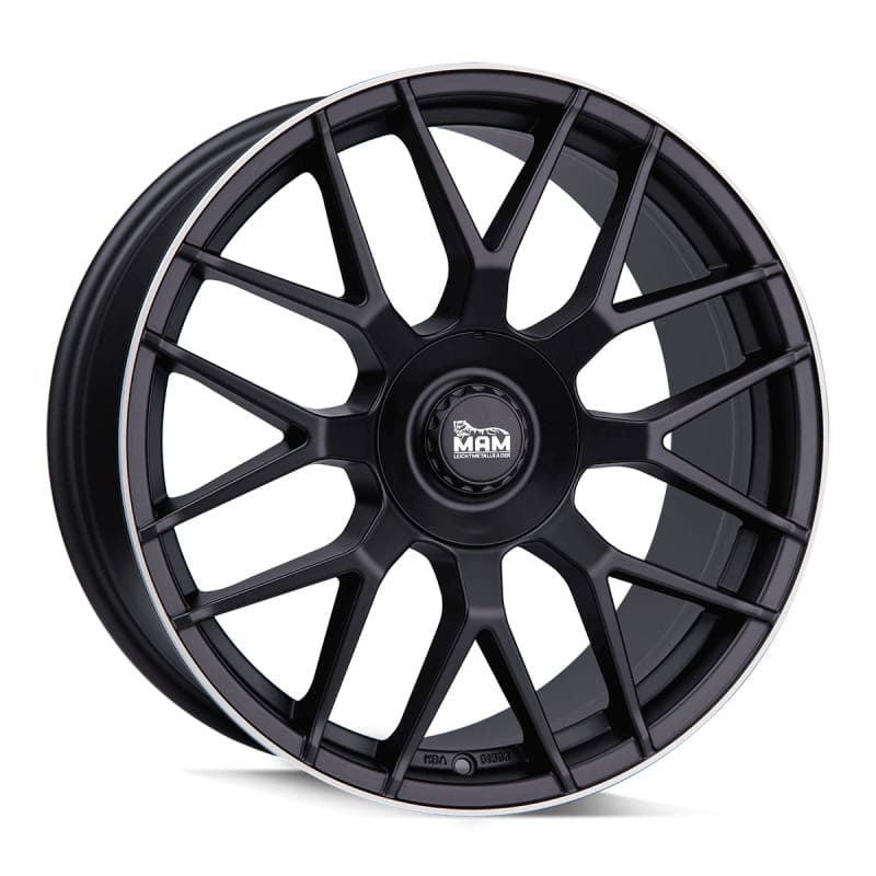 MAM GT1 in Matt Black Lip Polish Farbe