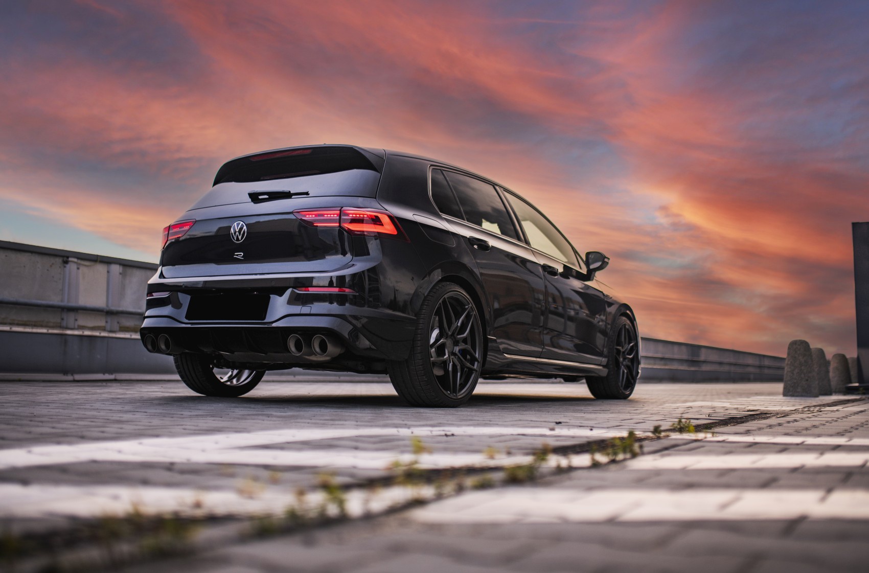 Volkswagen Golf / R / GTI