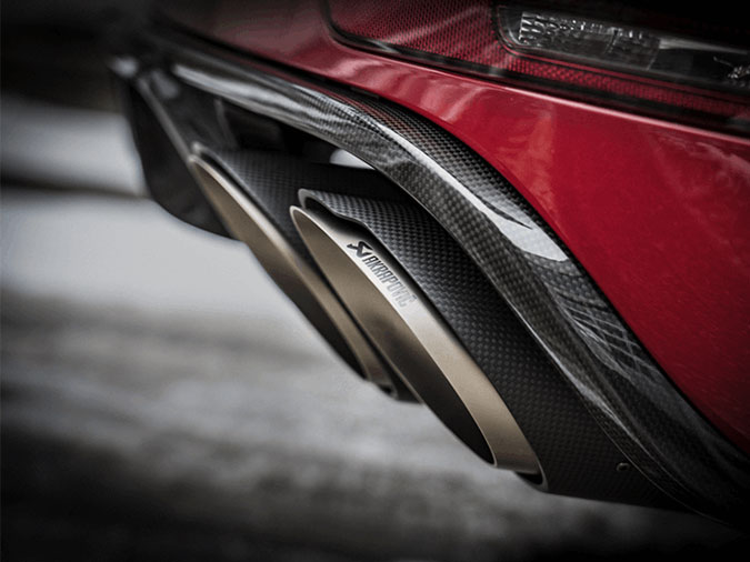 Akrapovic Komplett Auspuffanlage 3