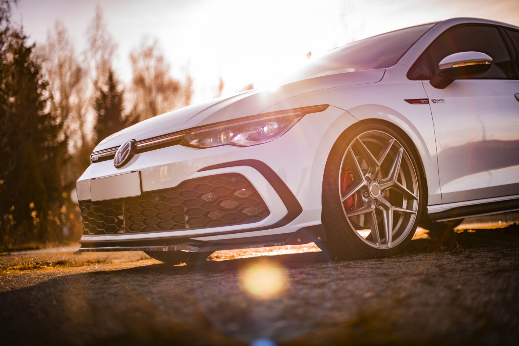 Volkswagen Golf / R / GTI