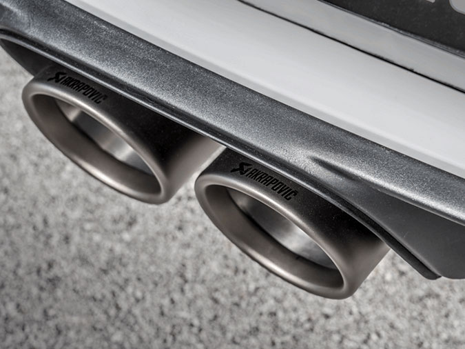 Akrapovic Endrohre 1