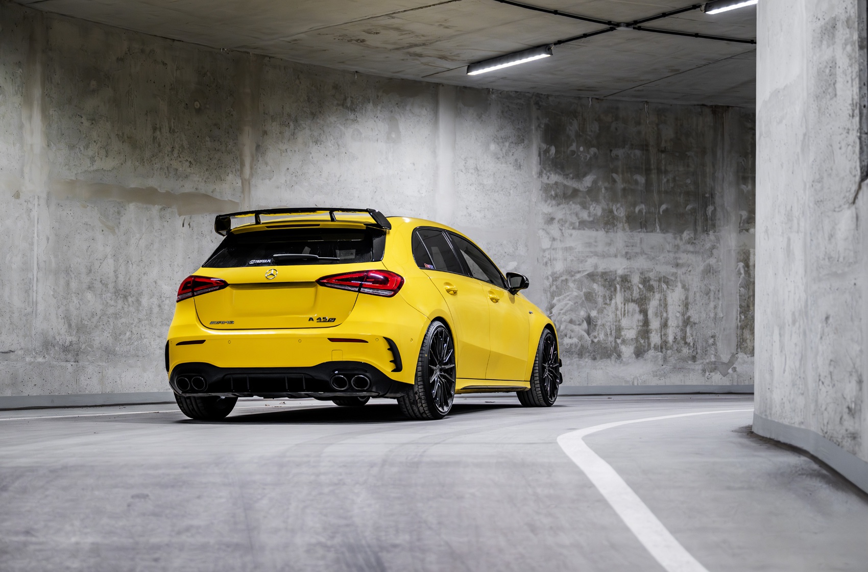 Mercedes A45 AMG