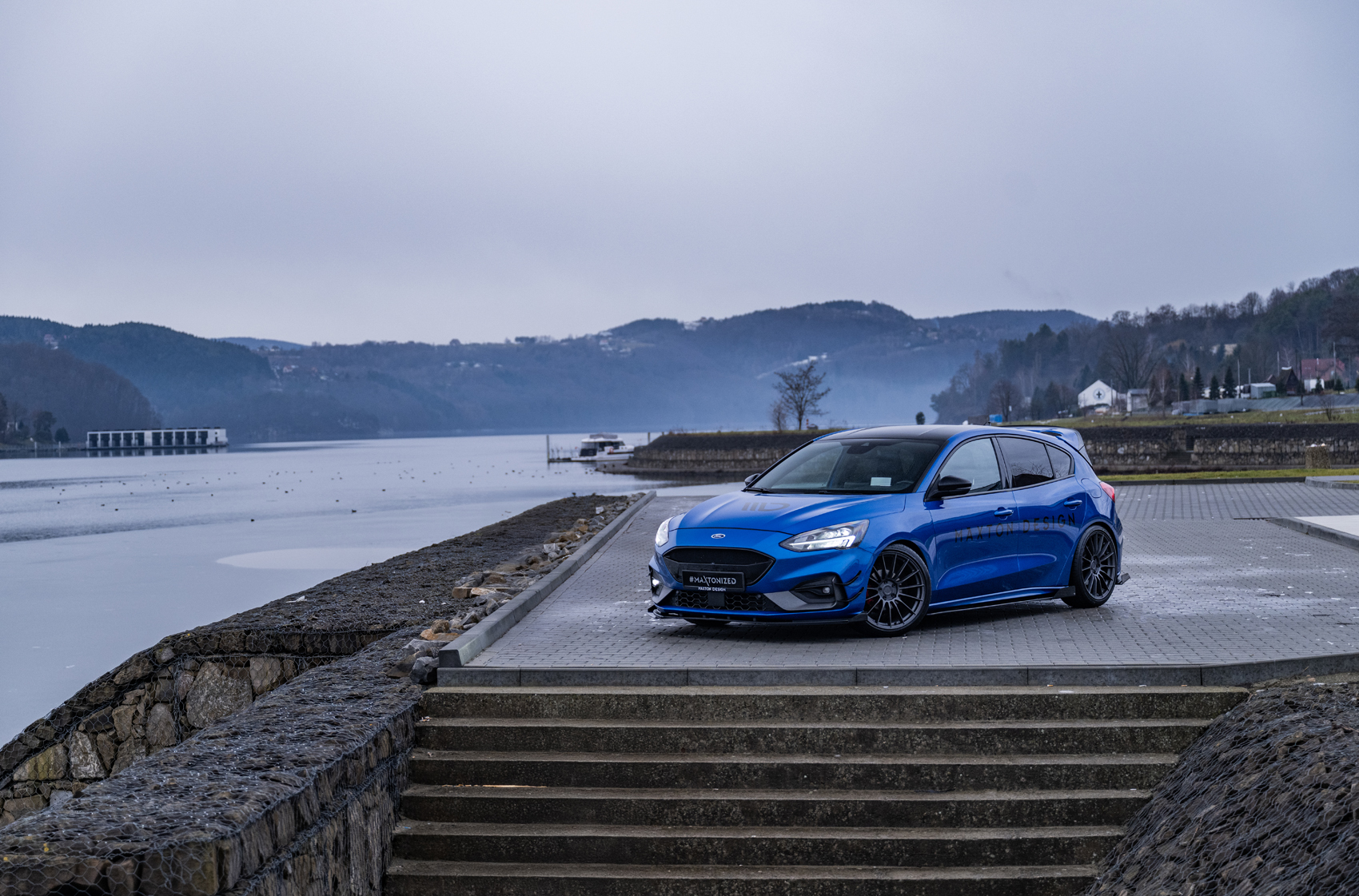 japan-racing-sl05-2260-01