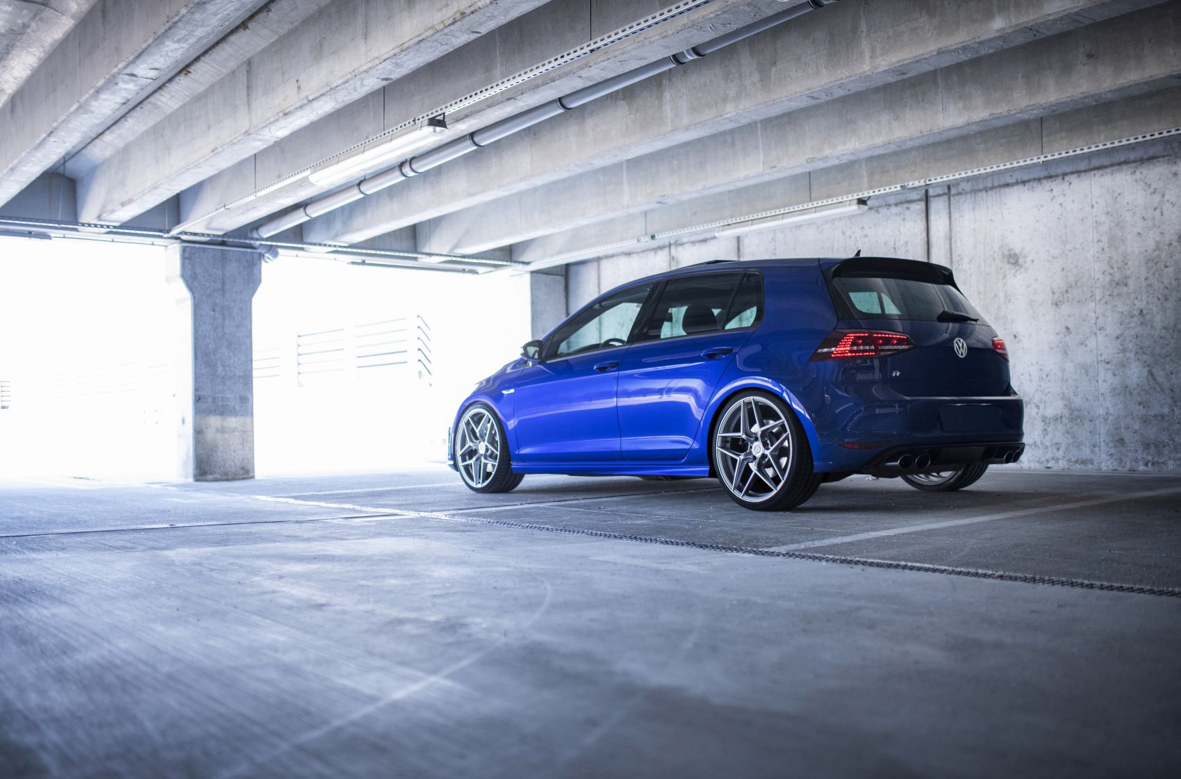 Volkswagen Golf / R / GTI